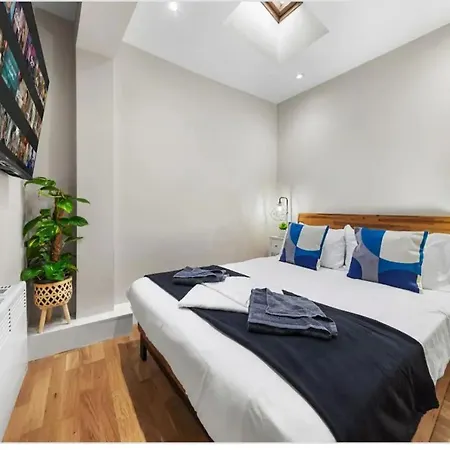 Modern Apartment In Southeast London - Peckham